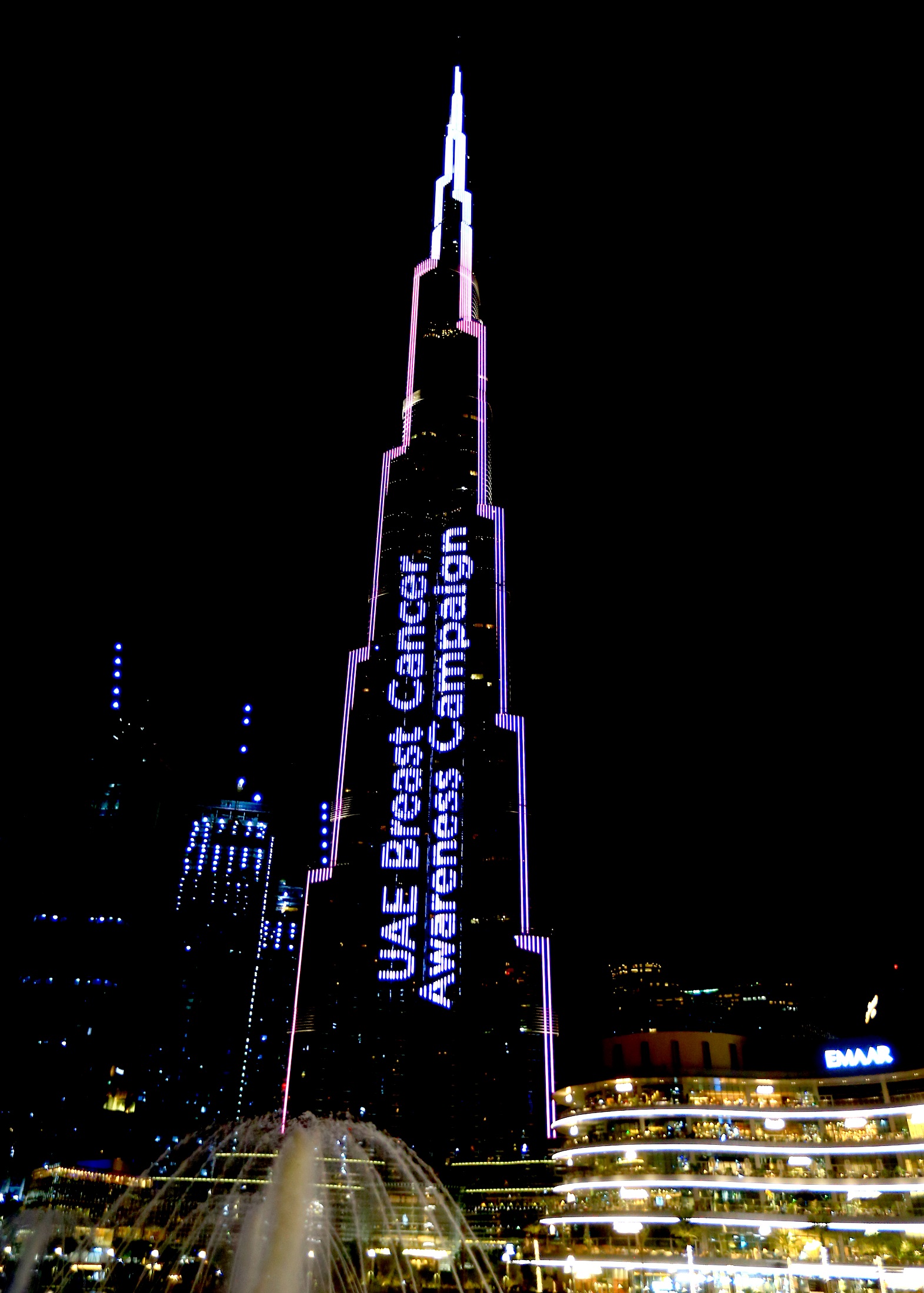 Image for Burj Khalifa Shines In Pink In Biggest Worldwide Visual Campaign For Breast Cancer Awareness