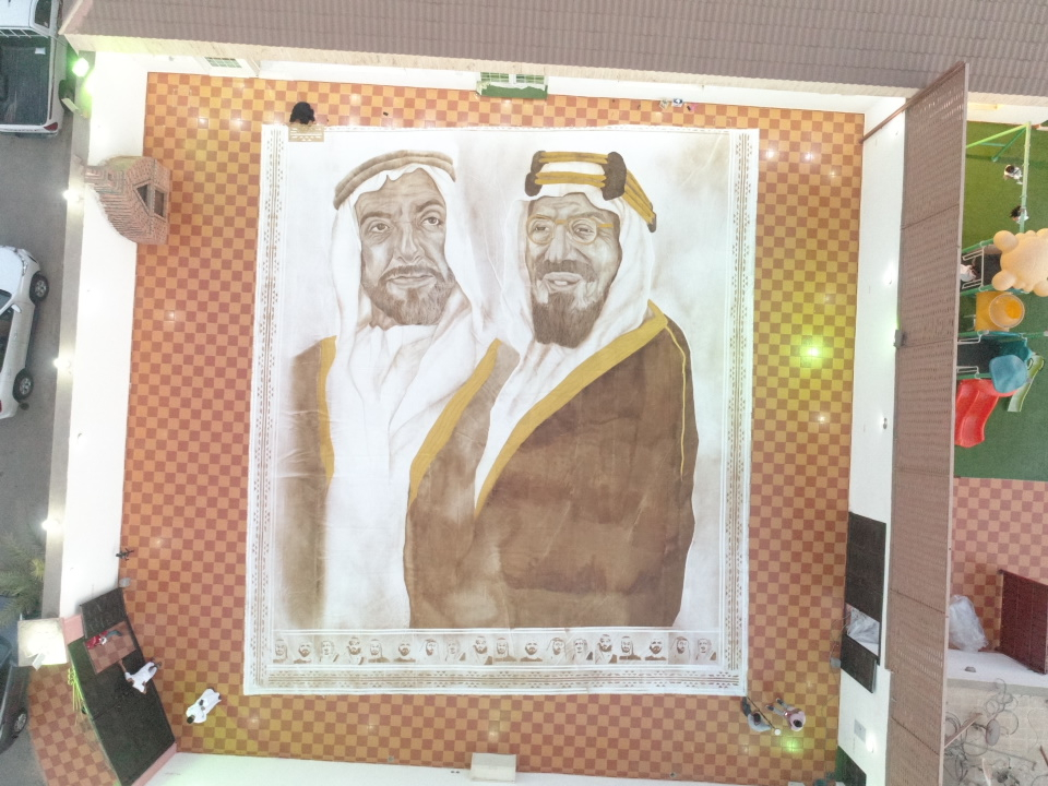 Image for Saudi Woman Draws The World’s Largest Coffee Painting Using Expired Granules