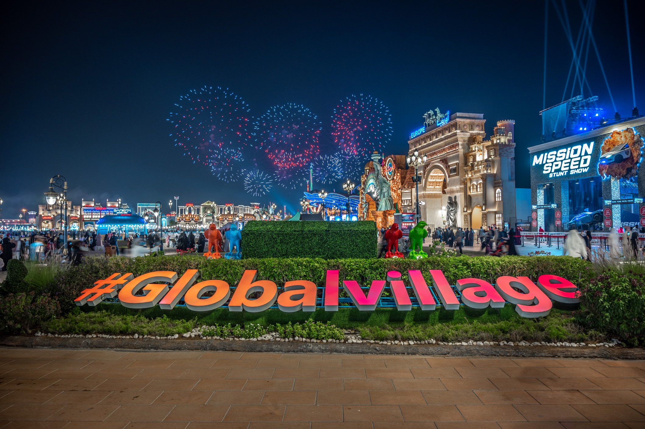 Image for Global Village Lights Up Dubai Skies To Celebrate New Year 2021 In Seven Countries Around The World