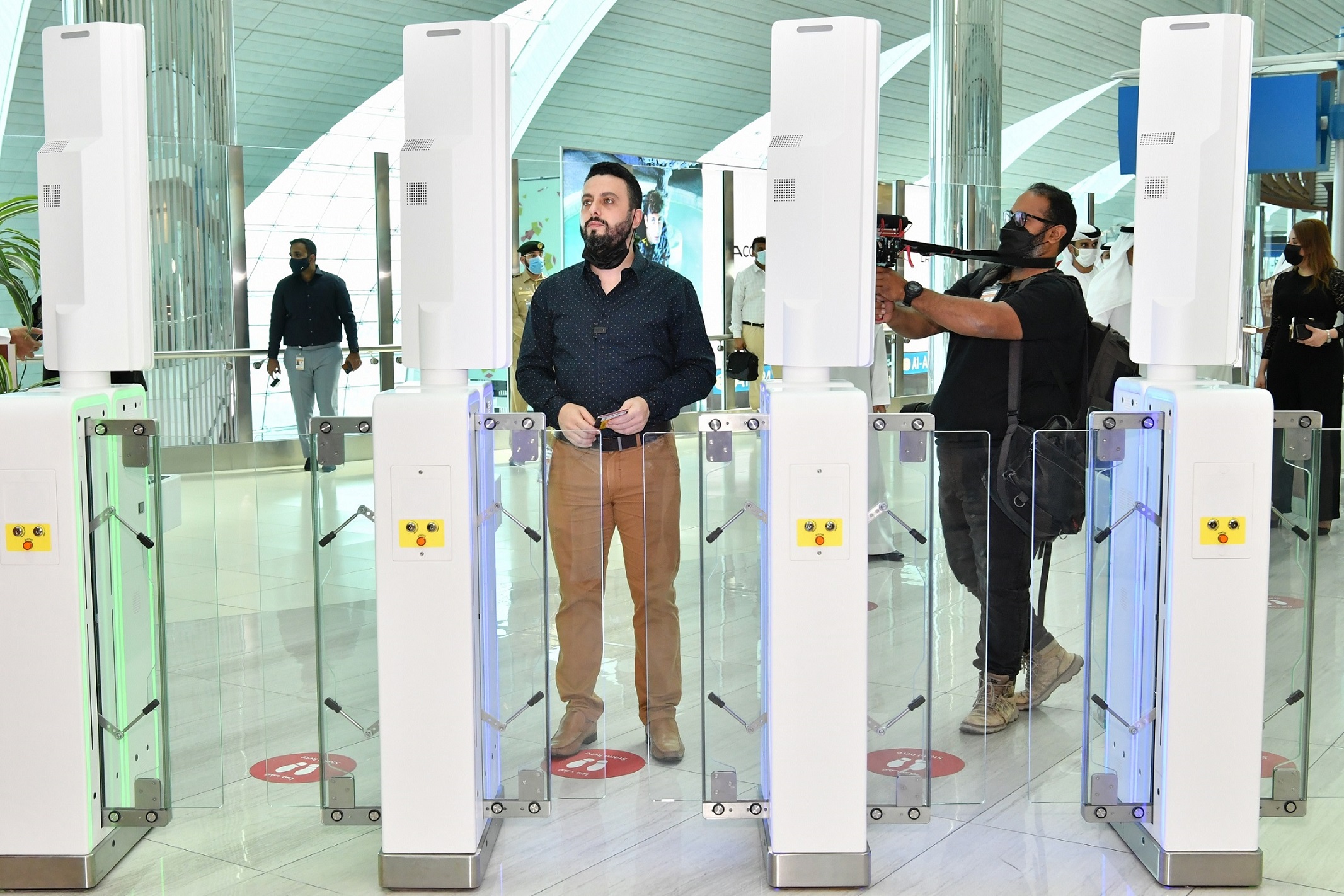 Image for Dubai Launches New Fast-Track Passport Control Service Based On Face And Iris-Recognition Technologies