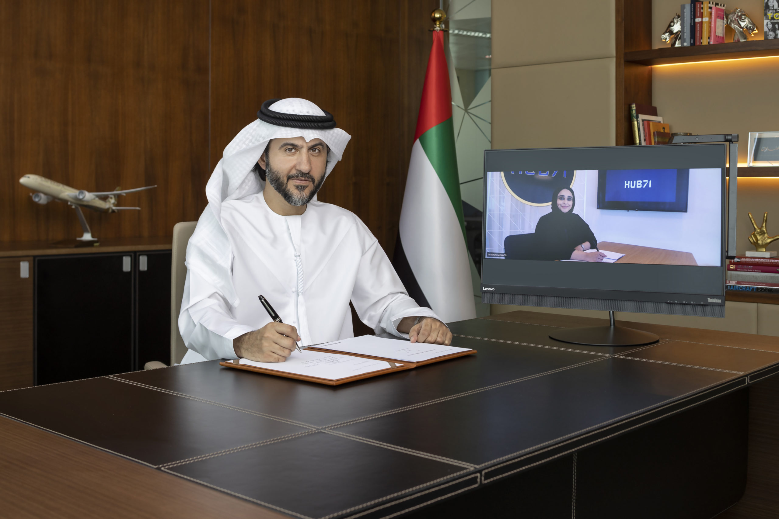 Image for Etihad Airways And Hub71 Sign MOU To Boost Global Tech Ecosystem In Abu Dhabi