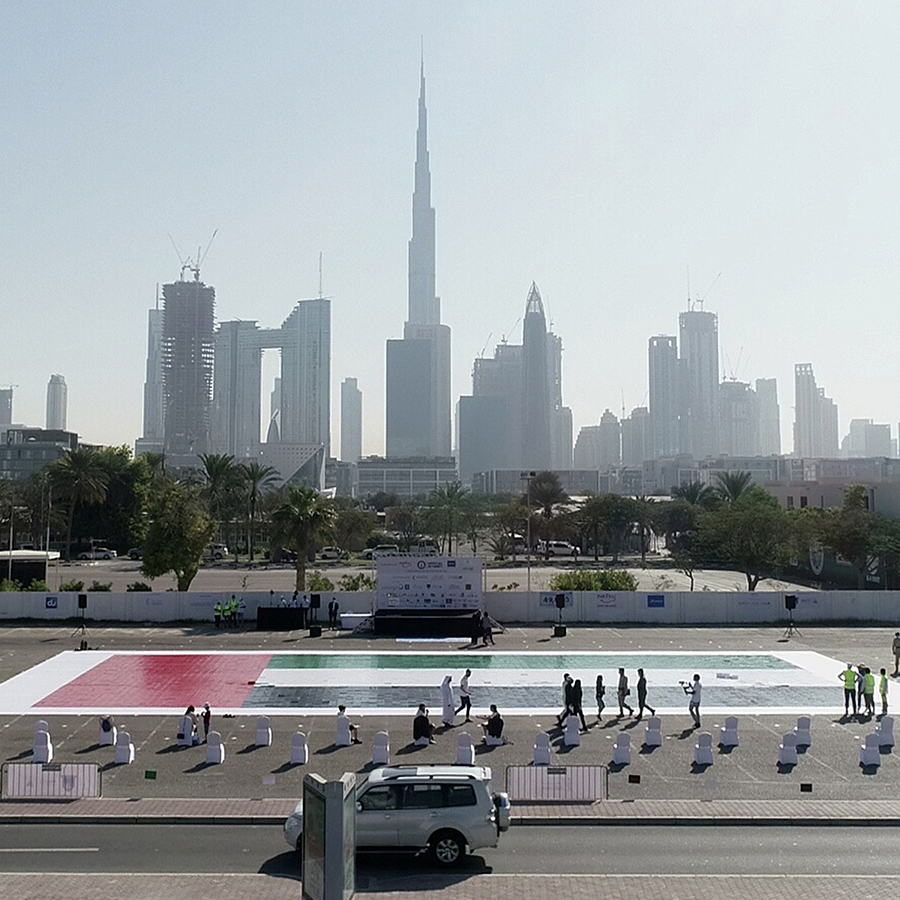 Image for Guinness Book Of Records Adds The Biggest Mosaic Emirati Flag