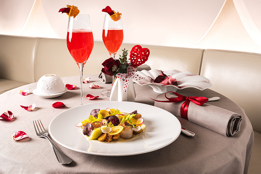 Image for Mandarin Oriental, Paris Launches Be My Valentine Room Package Plus Flowers, Romantic Dining And Spa Treats