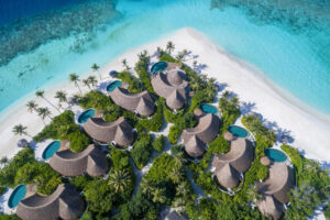 Multi-Sensory Art Retreat: A Transformative Experience At Milaidhoo Maldives Hosted By UAE-Based Artist Alena Lavdovskaya - Vimarsana News