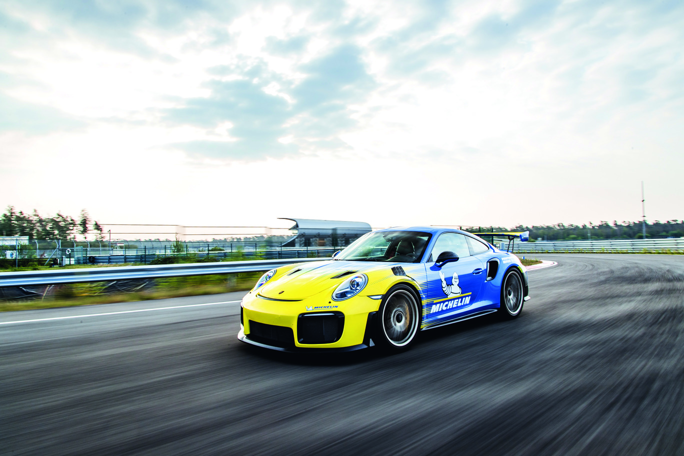 Image for Michelin Partners With Icons Of Porsche Festival To Showcase High-Performance Tyre Solutions