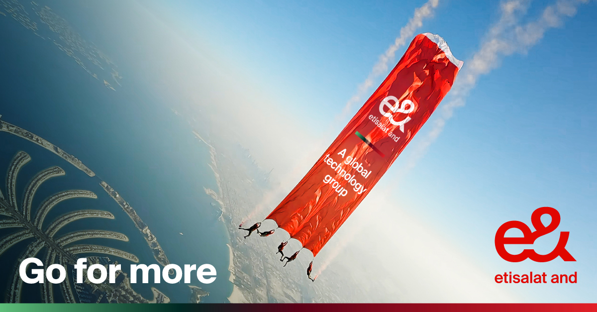 Image for e& Sets New Guinness World Record For Flying The Largest Banner In A Skydiving Freefall