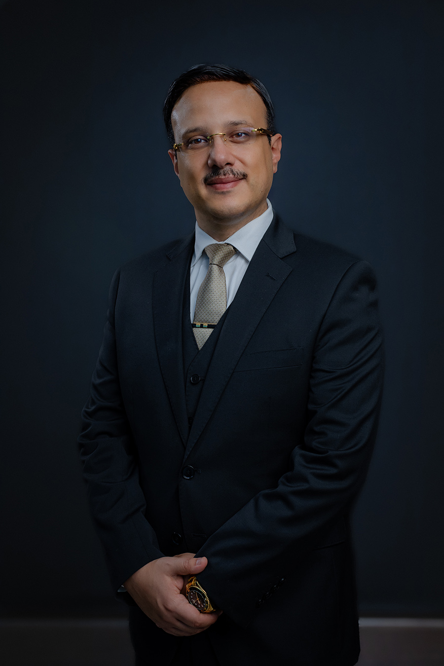 Dr. Hassan Elhais: Expert Legal Counsel For Complex UAE Legal Matters