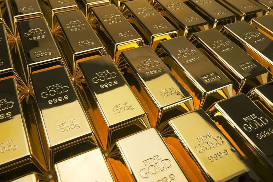 Gold Edges Lower On Firmer Dollar After Strong US Jobs Data