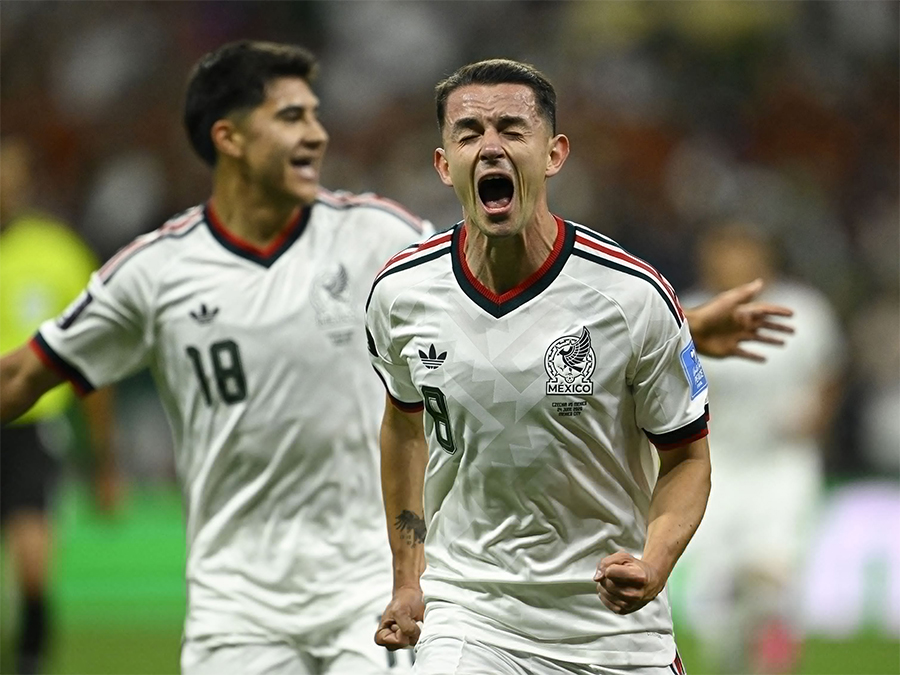 Mexico Beat Czechia To Reach Round Of 32