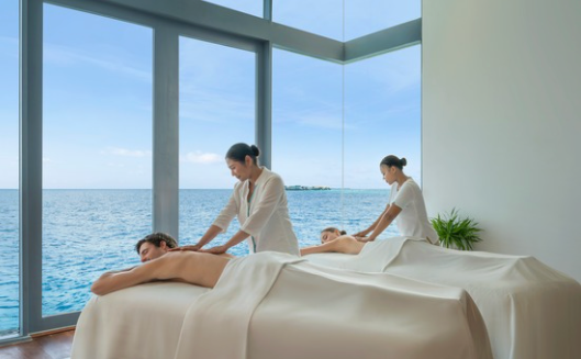 Honeymooning At The Halcyon Private Isles Maldives: A Balance Of Privacy And Adventure