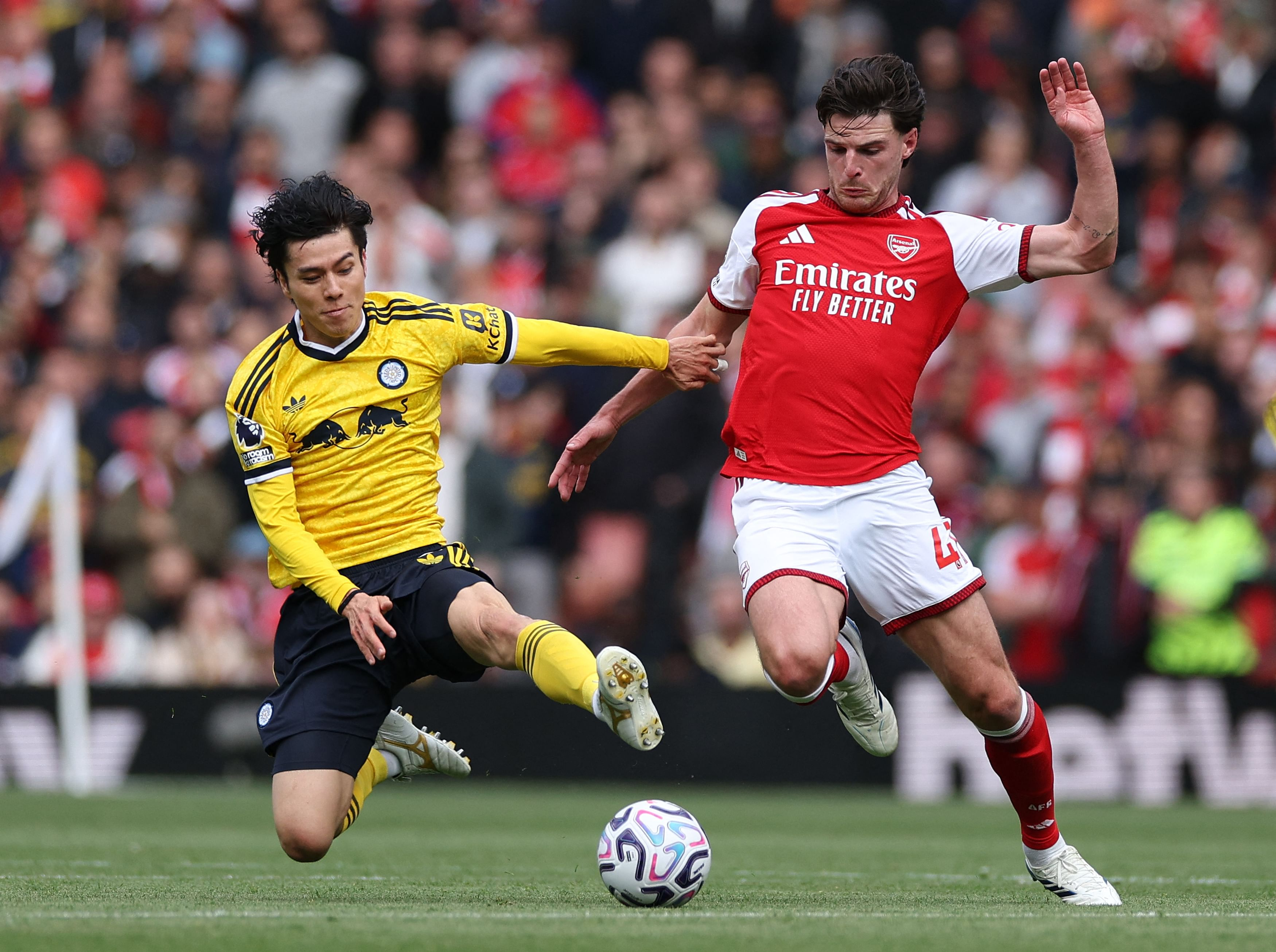 Arsenal, Chelsea Win In Premier League As Barcelona, Real Madrid Secure La Liga Victories